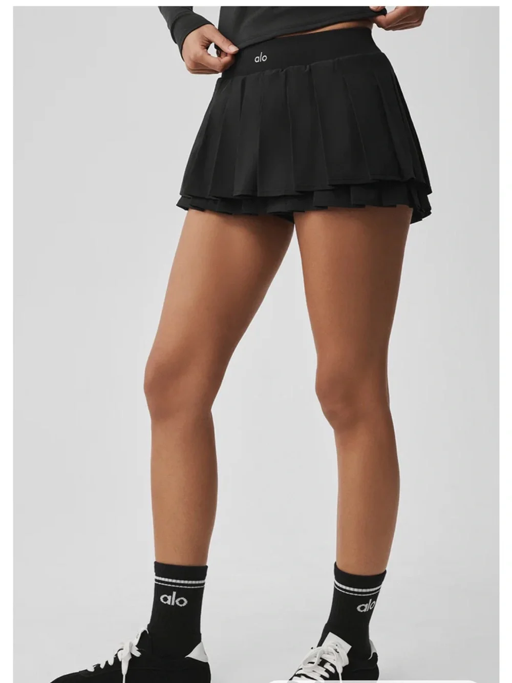 ALO Yoga Double Or Nothing Tennis Skirt Black Large NWT Pleated Mini Skort Short